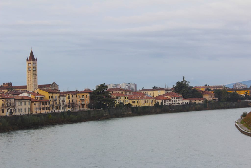 Castelvecchio Kalesi'nden manzara