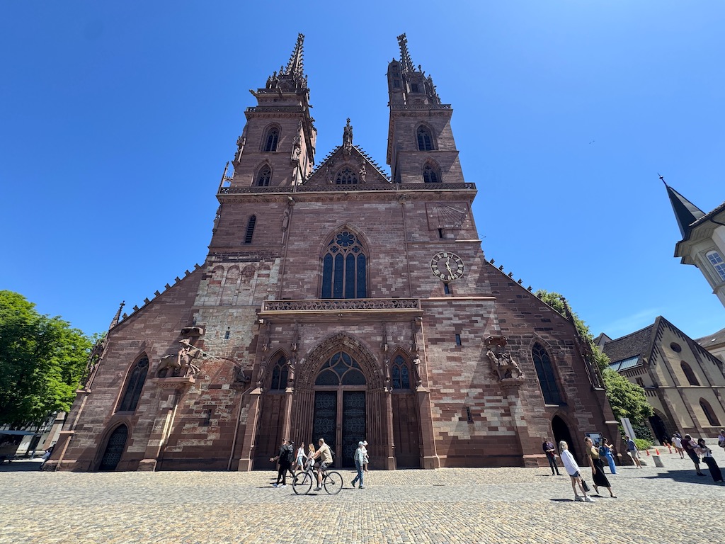 Basler Muenster (Basel Manastırı)