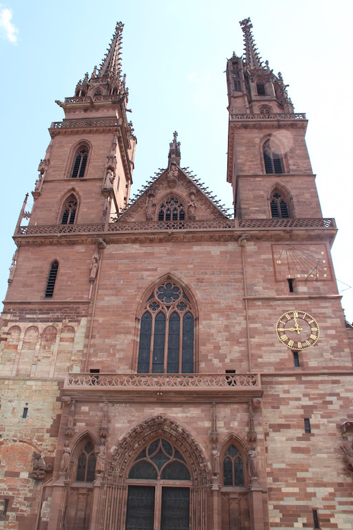 Basler Muenster (Basel Manastırı)