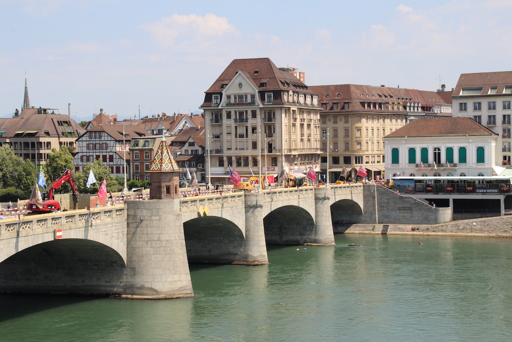 Mittlerebrücke Köprüsü