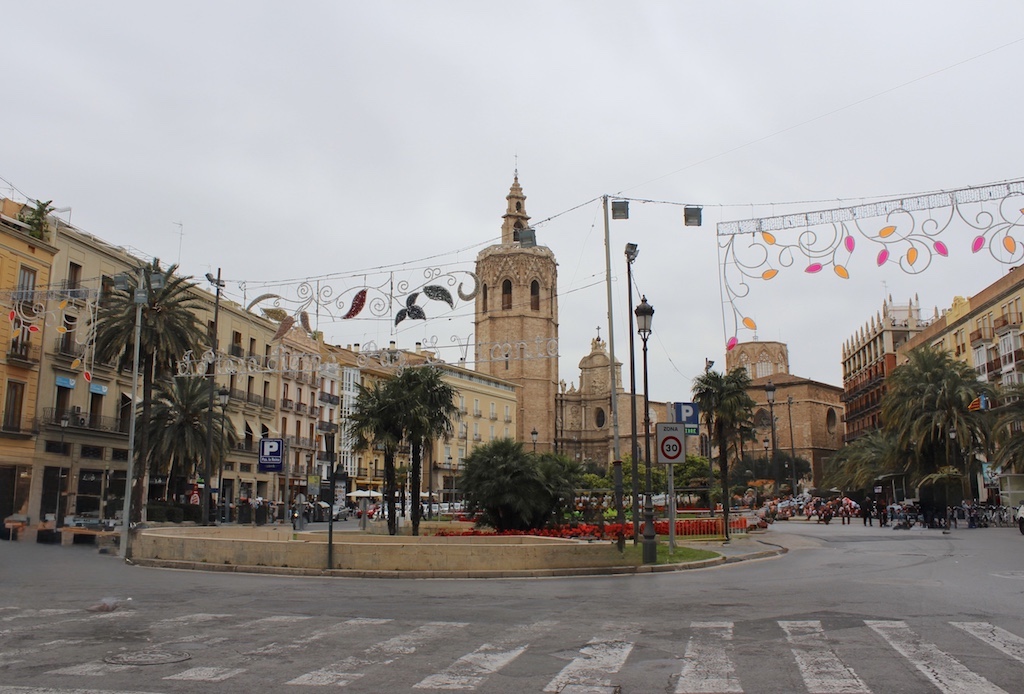 Plaça de la Reina