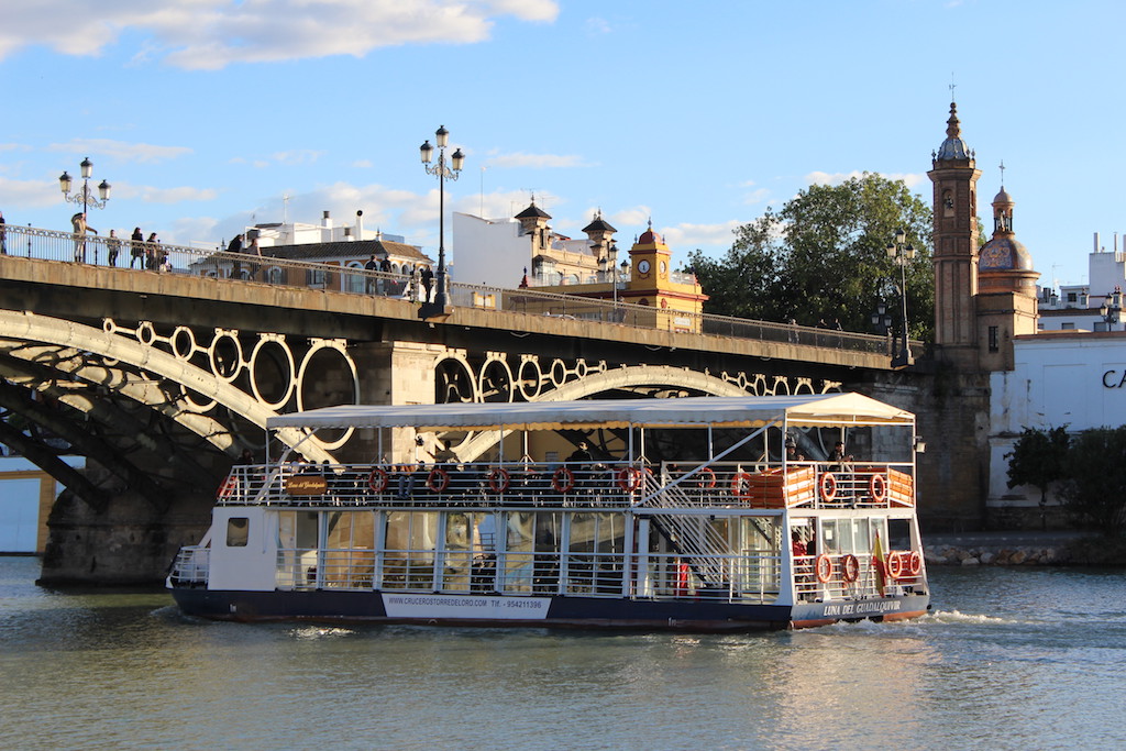 Triana Bölgesi ve Köprüsü