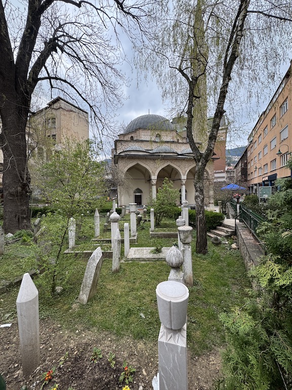 Ferhadija Camii (Ferhad Paşa Camii)