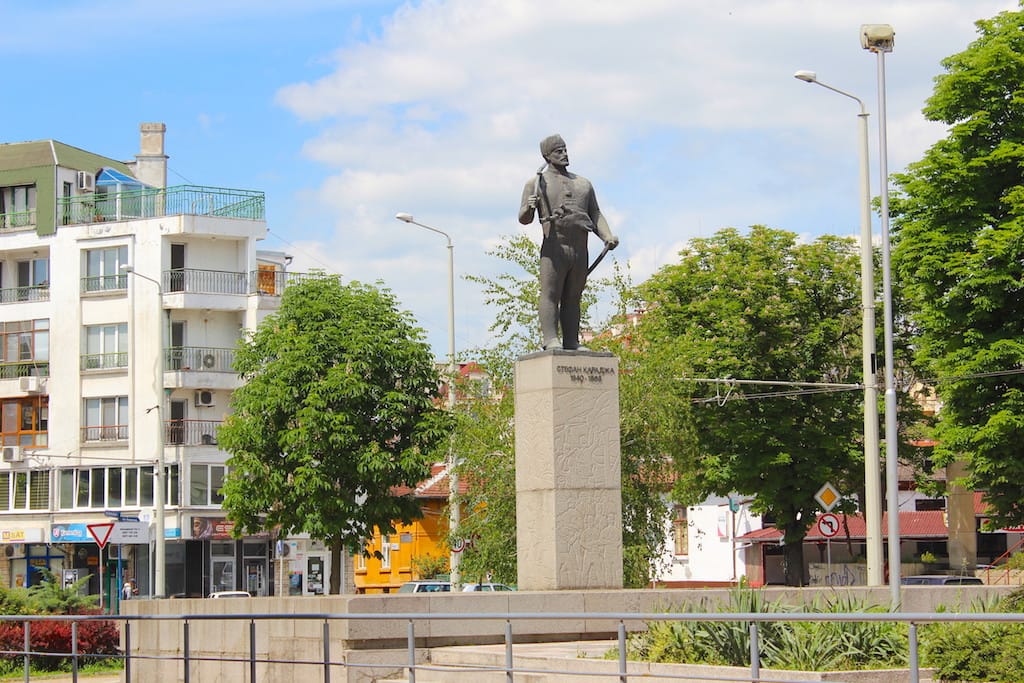 Stefan Karadja Anıtı