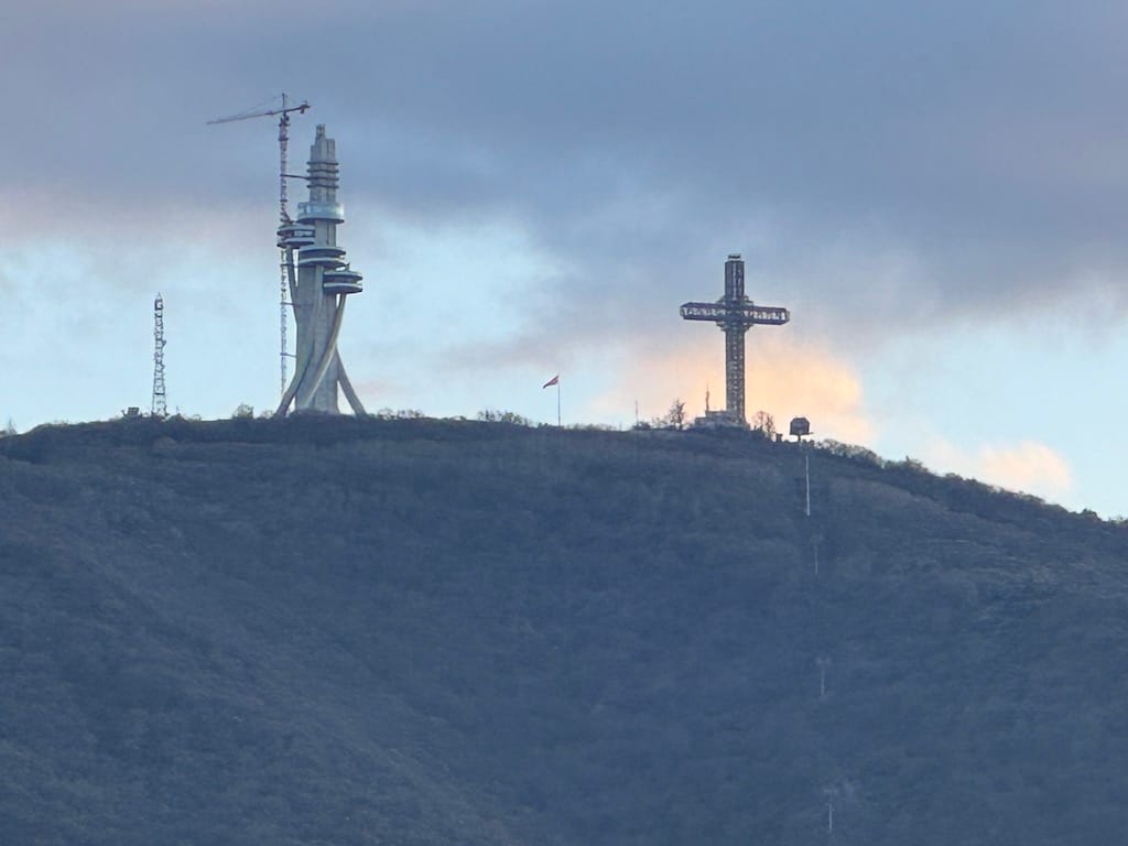 Milenyum Haçı (Mileniumski Krst)