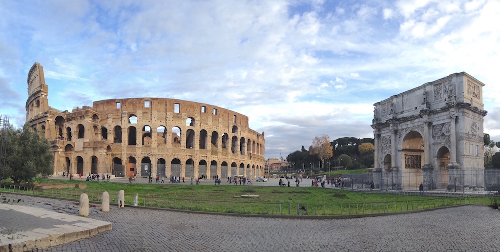 Roma - Colosseum ve Titus Kemeri