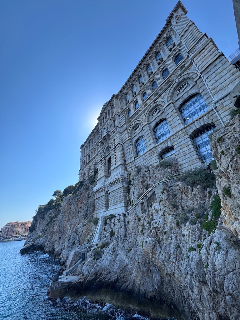 Musee Oceanographique (Okyanus Bilimi Müzesi)