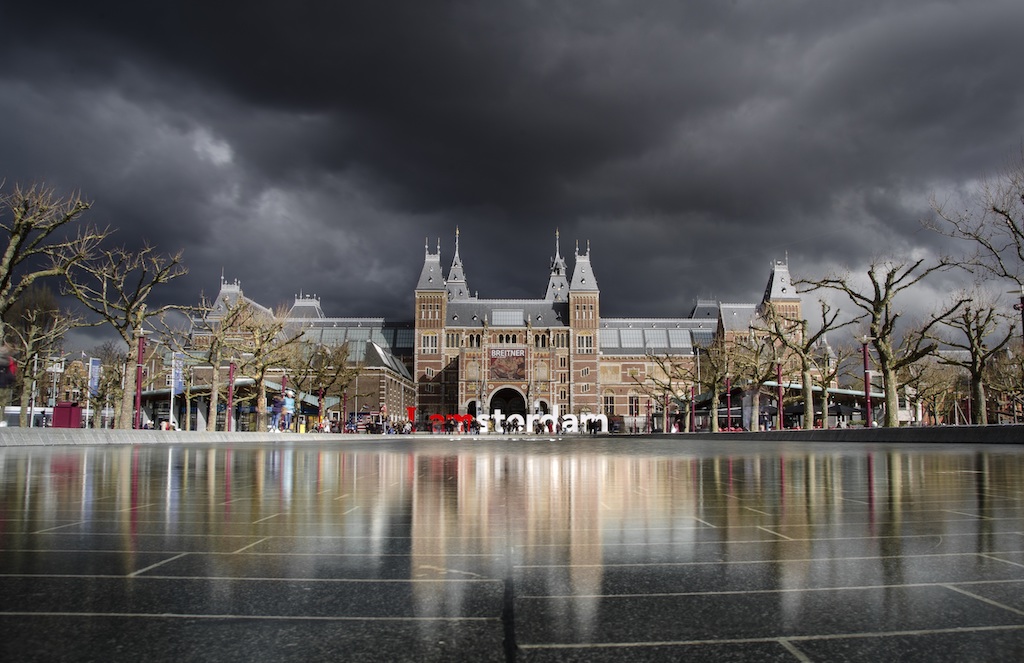 Müze Meydanı (Museumplein)