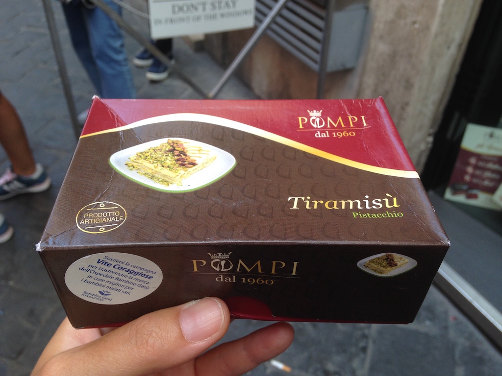 Pompi’de tiramisu yedim