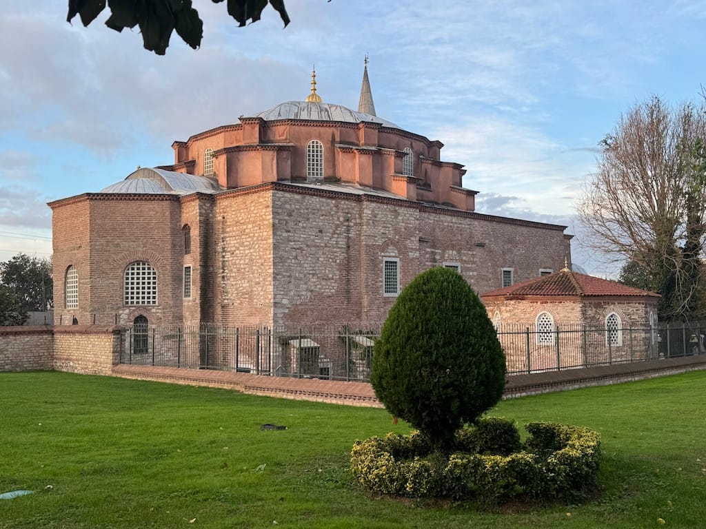Küçük Ayasofya Camii