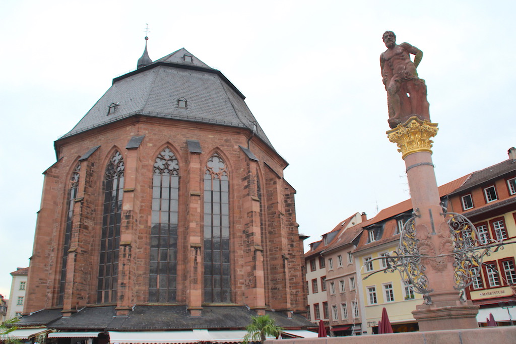 Heiliggeistkirche (Kutsal Ruh Kilisesi)