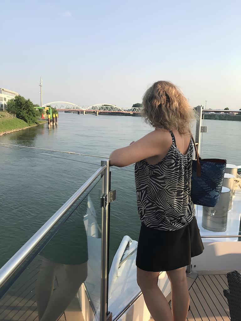 Nehir turları - Hızlı yanaşma ve kalkış