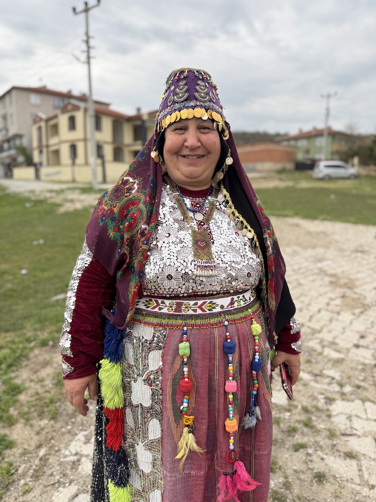 Bir Ayazini yerlisi