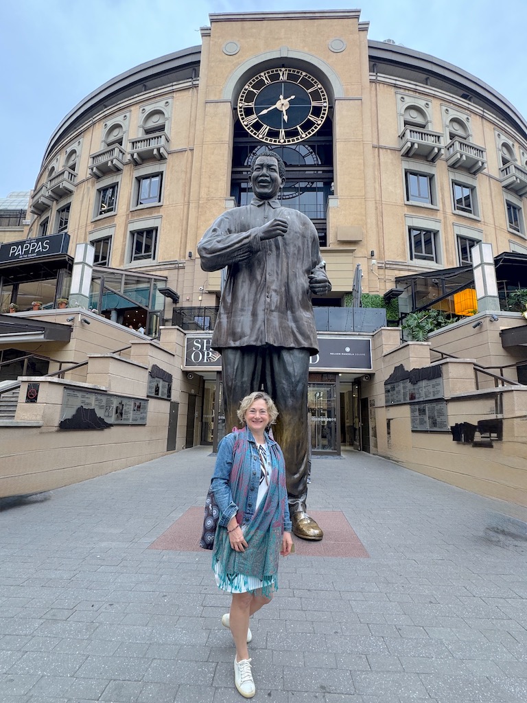 Nelson Mandela Meydanı