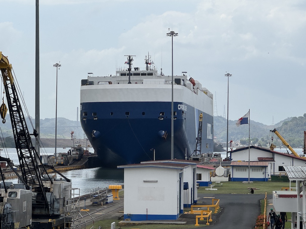 Panama Kanalı - Miraflores Kapakları