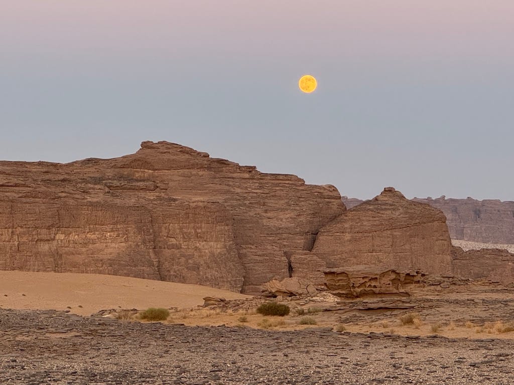 Sharaan Nature Reserve'de süper ay