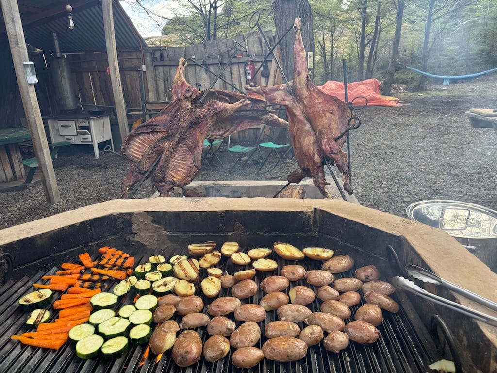 Patagonya lezzetleri - Şili - Rupestre Patagonia (Ernesto Helmer Ranch) – Al palo