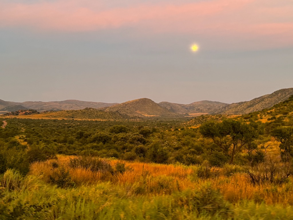 Pilanesberg - Gün batımı ve dolunay