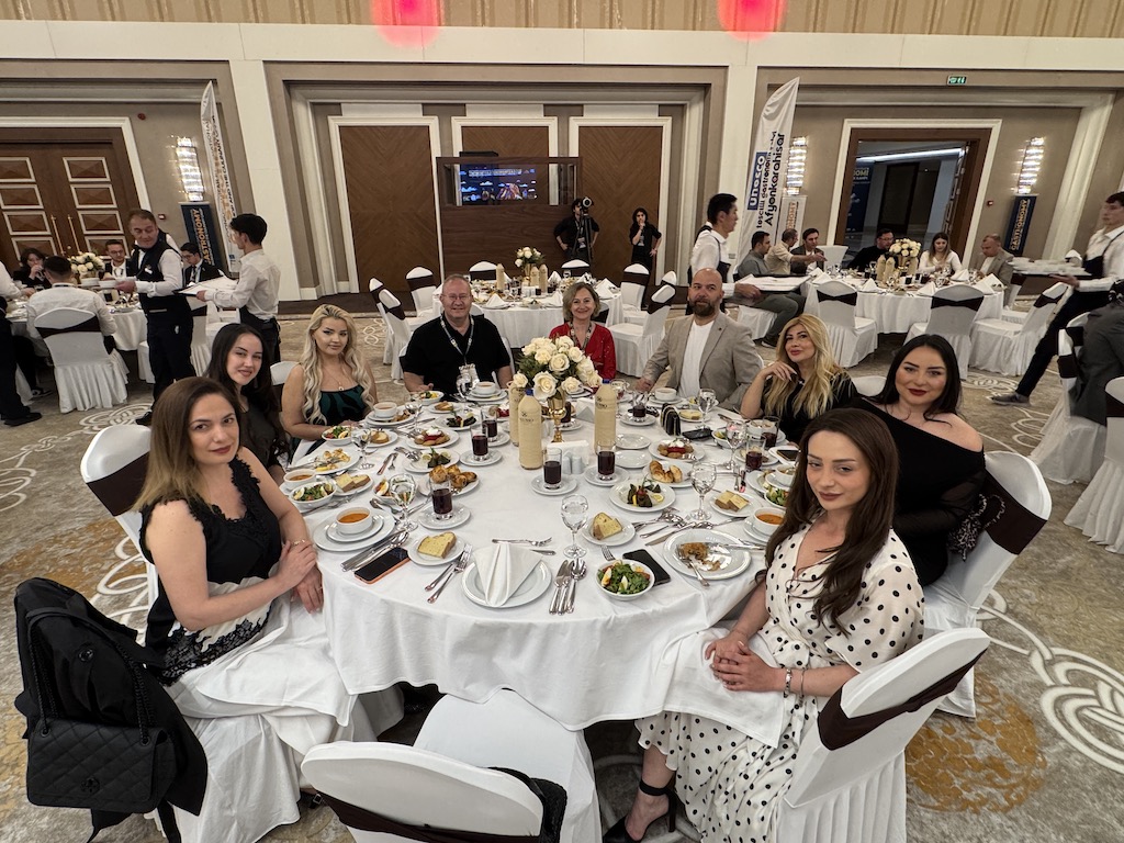 Grubumuzla Uluslararası Afyonkarahisar Gastronomi Çalıştayı ve Aşçılık Kampı gala yemeğindeyiz