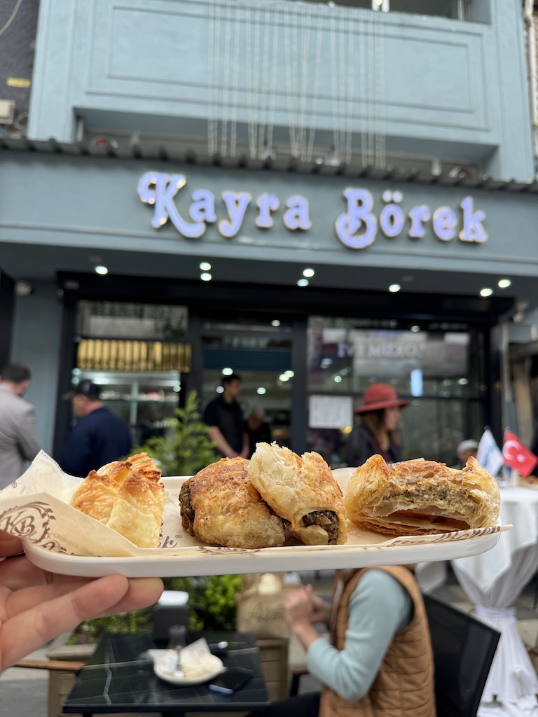 Kayra Börek