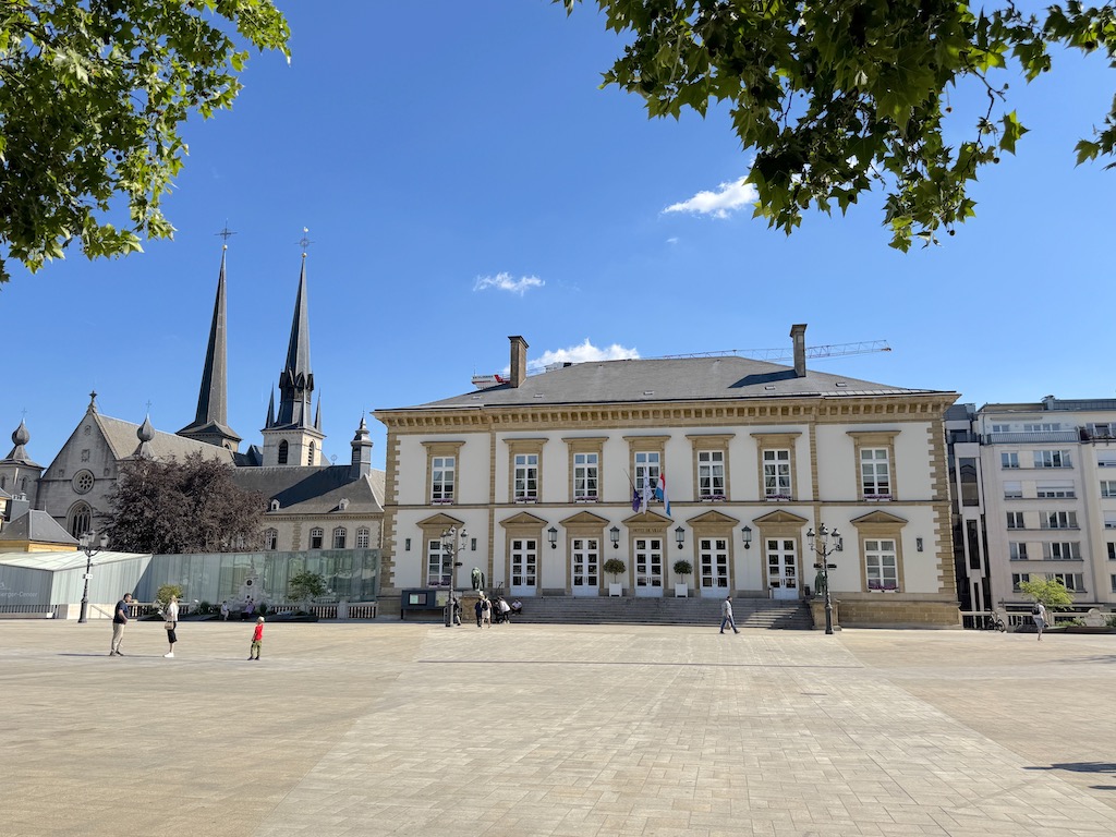 Place Guillaume II (II. Guillaume Meydanı) - Belediye Binası (Hôtel de Ville)