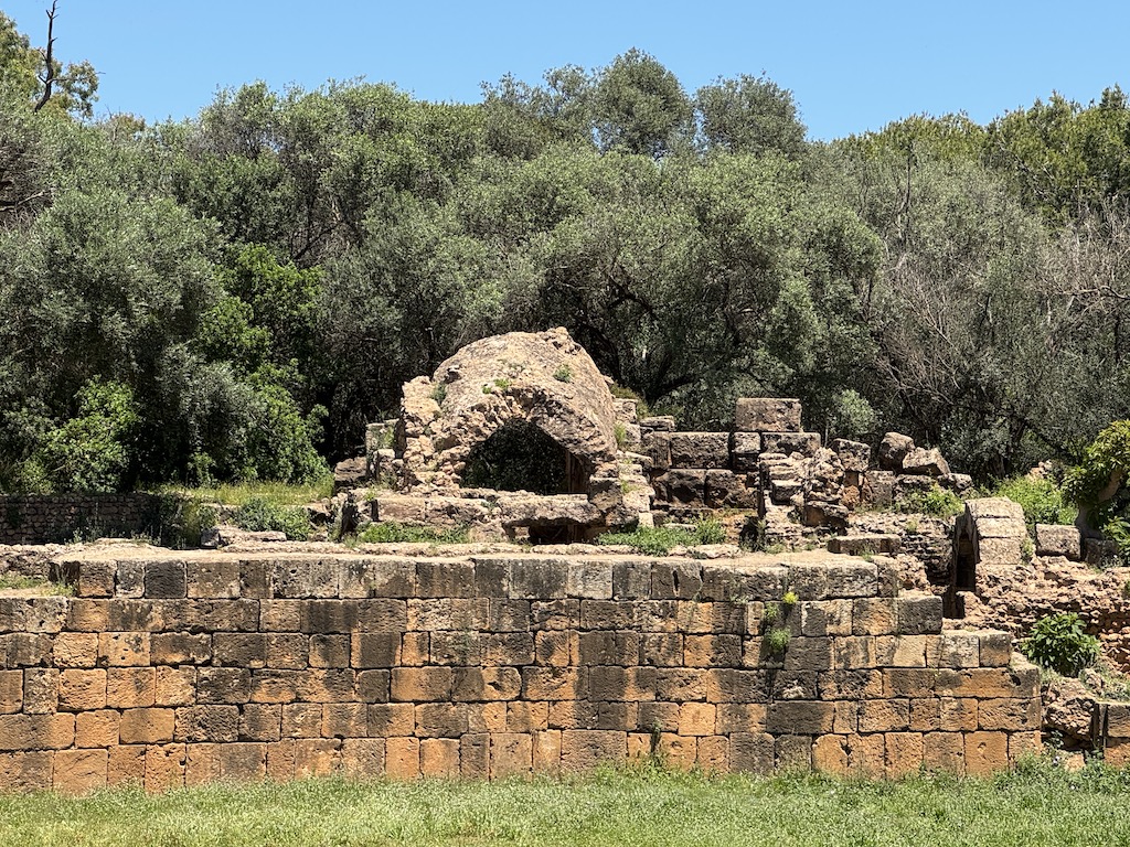Nymphaeum (Anıtsal Çeşme)