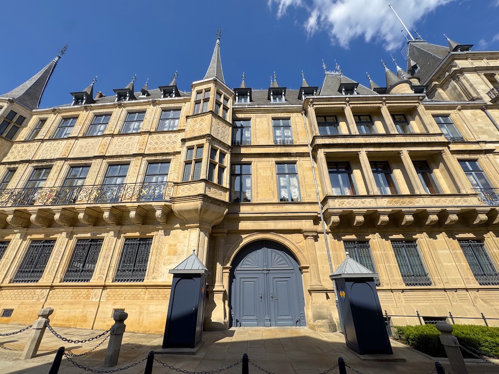 Palais Grand-Ducal (Büyük Dükalık Sarayı)
