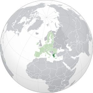 Yunanistan harita Kaynak:Wikipedia (Rob984 - Derived from Germany on the globe (Germany centered).svg, CC BY-SA 4.0, https://commons.wikimedia.org/w/index.php?curid=88451443)
