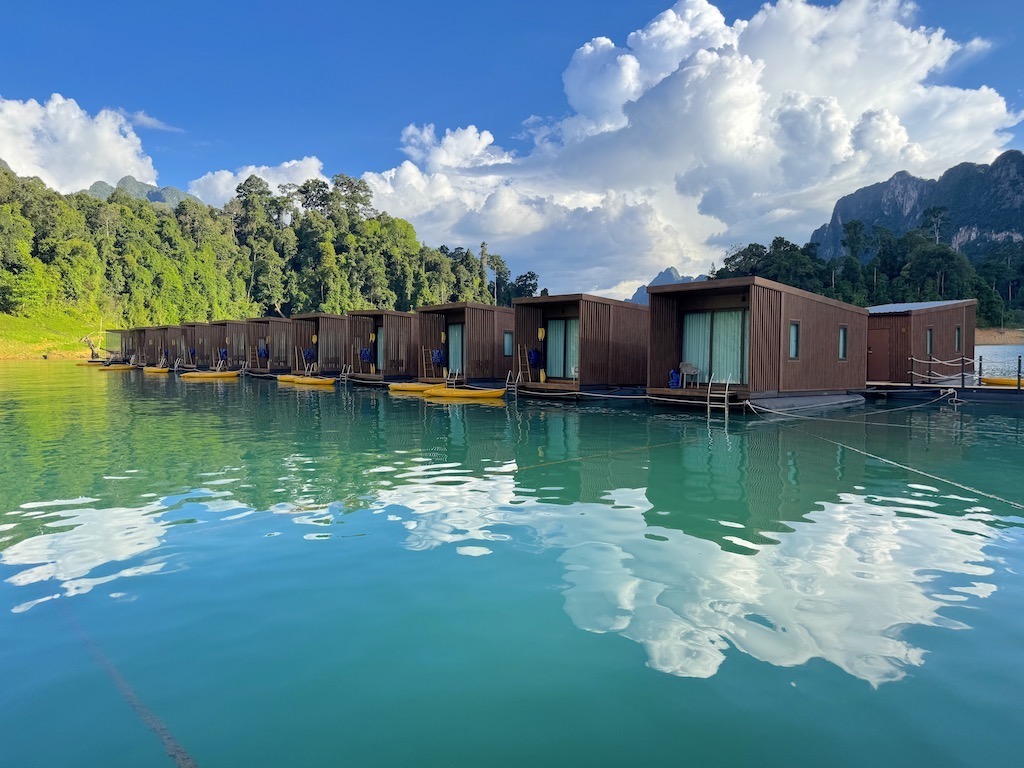 360° Issara Floating Resort