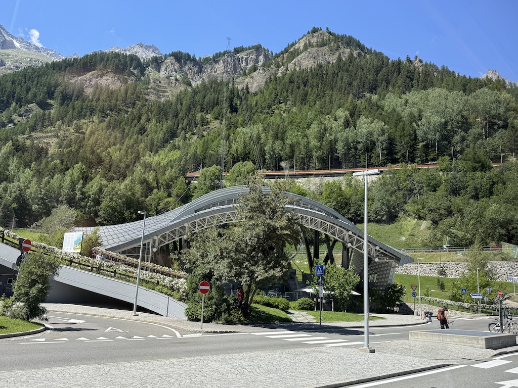 Skyway Monte Bianco
