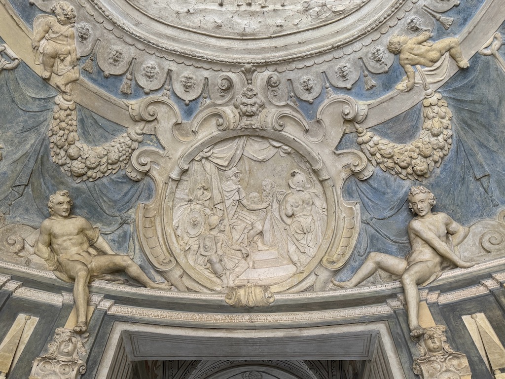 Palazzi dei Rolli (Rolli Sarayları) stuko tavan çalışması