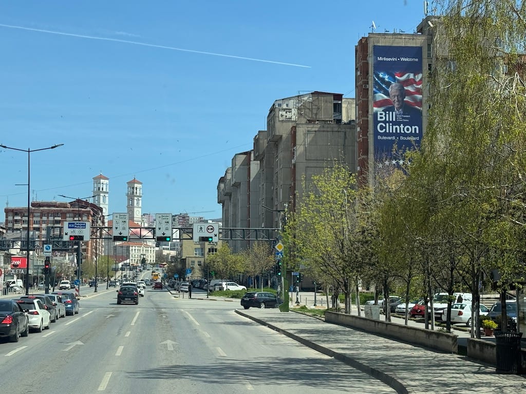 Priştine - Bill Clinton Bulvarı