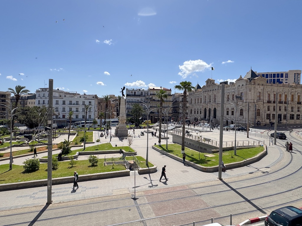 1 Kasım Meydanı (Place du 1er Novembre)